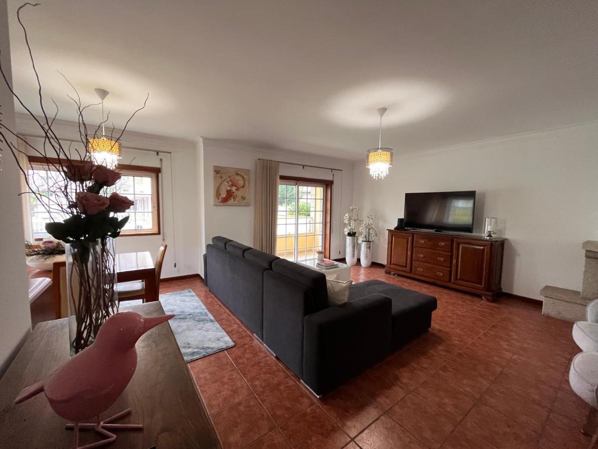 Am Residence Брага Екстериор снимка
